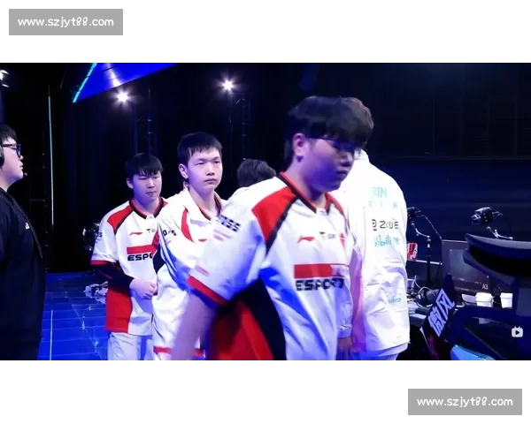 意甲焦点战贝内文托迎战罗马直播全程精彩解析赛前前瞻与实时看点