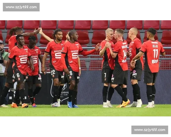 法甲焦点对决雷恩主场迎战里昂争夺关键三分走势解析与赛季前景观察